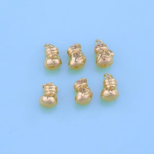 18K Gold Filled Gloves Pendant,Daitny Gloves Charm Bracelet Necklace for DIY Jewelry Making Supply