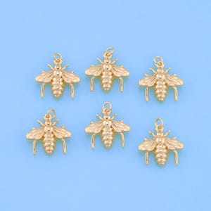 18K Gold Filled Bee Pendant,Bee Charm for DIY Bracelet Necklace for DIY Jewelry Making Supply