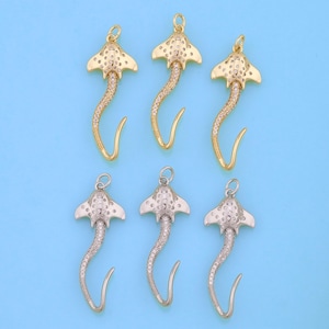 18K Gold Filled Manta Ray Pendant,Manta Ray Charm Bracelet Necklace for DIY Jewelry Making Supply