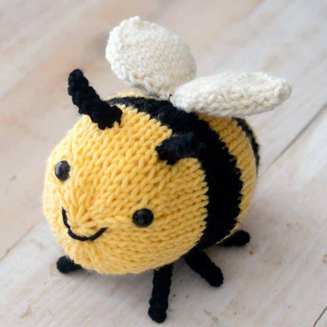 Easy Plush Bee Knitting Pattern - Etsy