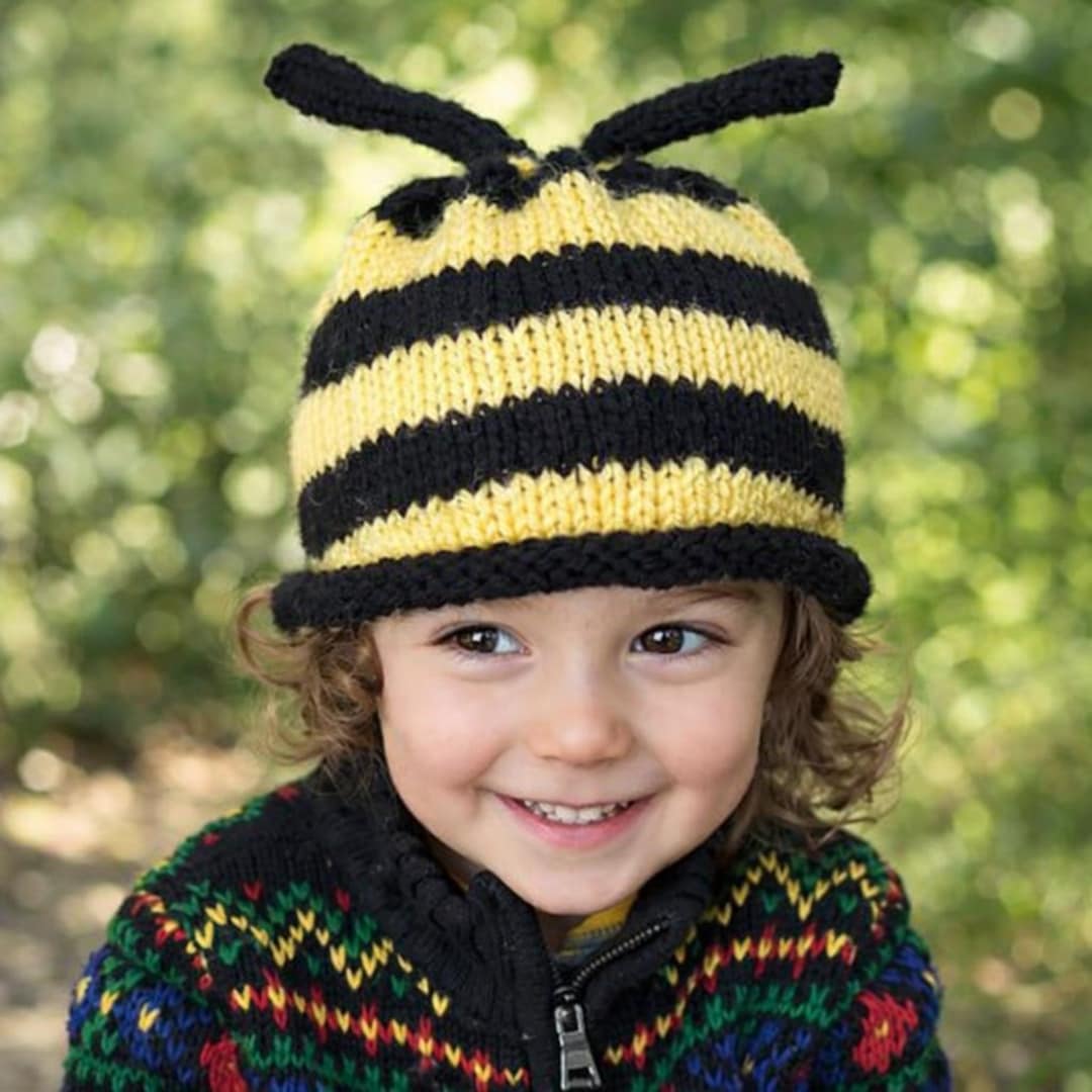 Easy Bumble Bee Hat Knitting Pattern (kids 2–5)| Knit in the Round ...