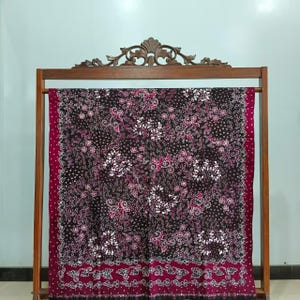 Tissu batik long javanais original, un seul disponible au format 235 x 115