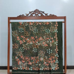 Tissu batik vert dessiné à la main, typique de Java, Indonésie, en super coton, édition limitée