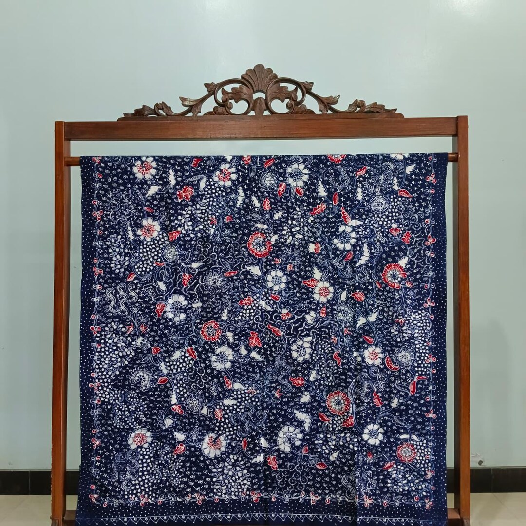 青いベースの長い布、手描きのバティック、サイズ235x115 - Etsy 日本