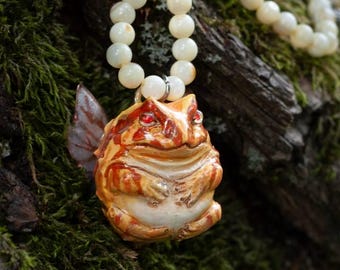 Halloween Frog Necklace – Candy Corn Fairy Toad Pendant, Polymer Clay Autumn Jewelry with Pearls