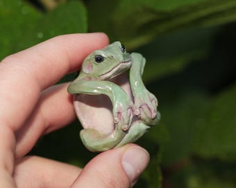 Personalized White Tree Frog Ring - Available in Size 6.5-7.5 US and Made to Order