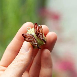 Handmade Fairy Frog Necklace: Polymer Clay Toad Pendant with Pearl Necklace image 13