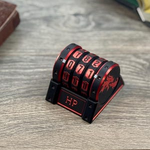 3D gedruckter Lebenszähler mit verstecktem Speicher - Anpassbarer RPG Gesundheits-Tracker - Kompatibel mit MTG und Sammelkartenspielen