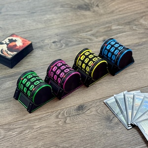 Pacote com 4 contadores de vida com 3 mostradores – Rastreadores de HP para MTG ou D&D | Rastreadores 0–999 | Impressos em 3D por HAVOCttrpg
