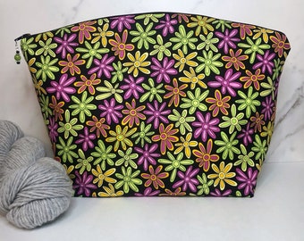 Daisies Large Knitting and Crocheting Project Bag