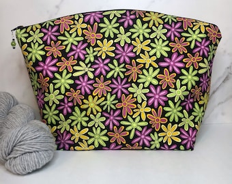 Daisies Large Knitting and Crocheting Project Bag