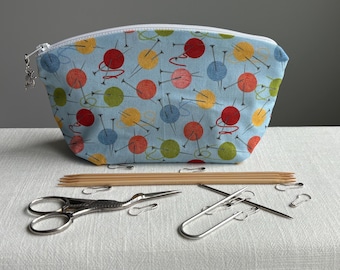 Knitting Notions Bag and Stitch Marker with Aqua Balls of Yarn Print