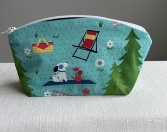 Knitting/ Chrocket Notions Bag and Stitch Marker with Camping Print