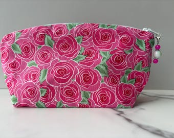 Knitting/ Crochet Notions Bag and Stitch Marker with Pink Roses Print