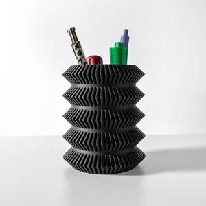 3D Printed Pen Holder: Modern Desk Organizer, Eco-Friendly PLA