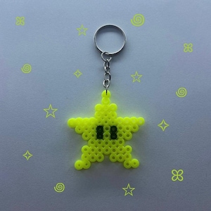 Super Mario Bros Star Keychain