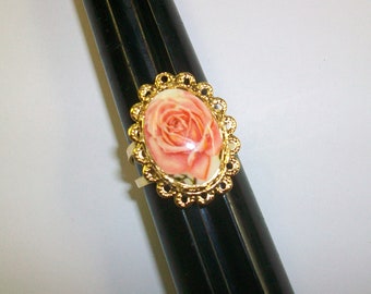 Vintage Pink Rose Flower Floral Delicate Filagree Boho Romantic Love Gold-Tone Ring DEADSTOCK