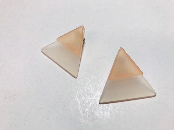 Vintage 1980s frosted pastel geometric earrings - image 4