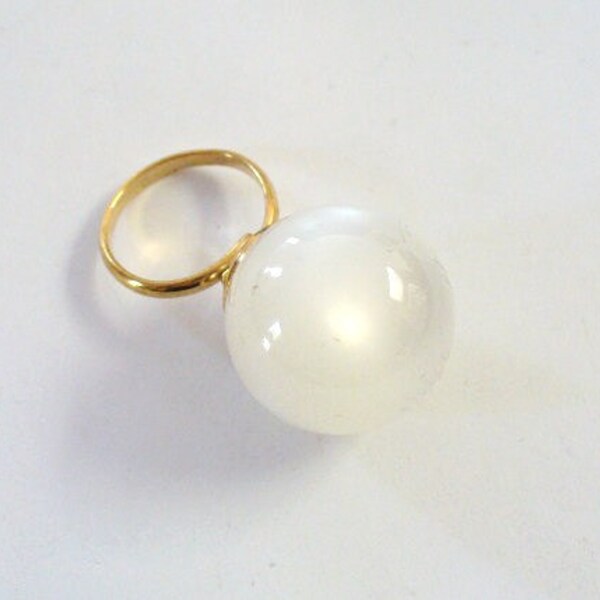 Vintage 60s Lucite Moonstone Ring DEADSTOCK - White