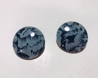 Vintage 1980s plastic Lucite Hawaiian denim button earrings