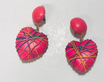 Vintage 80's Raffia and Balsam Wood Heart Shaped Earrings