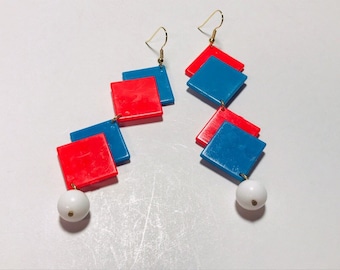 Vintage 1960s gogo geometric earrings