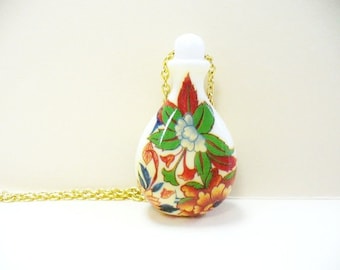 Vintage Floral Vase Necklace DEADSTOCK
