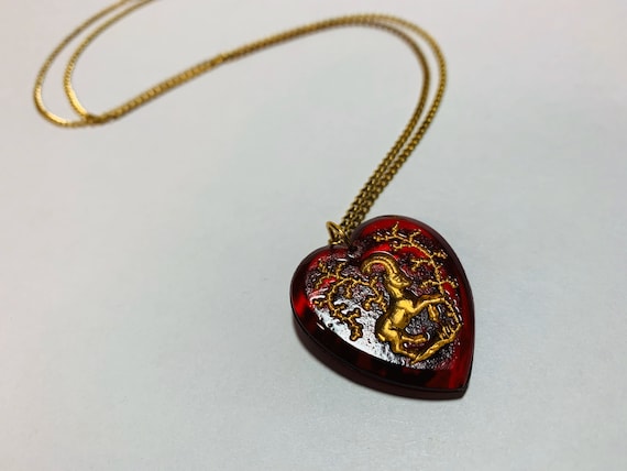 Vintage Glass Heart Zodiac Necklace DEADSTOCK Cap… - image 2