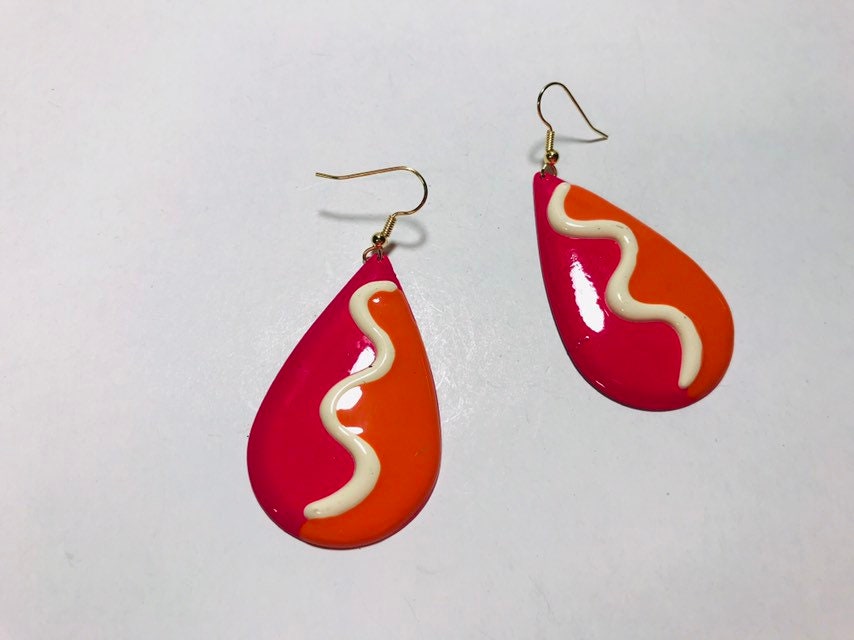 Vintage 1980s painted dangle earrings