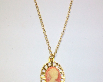 Vintage Cameo Necklace DEADSTOCK