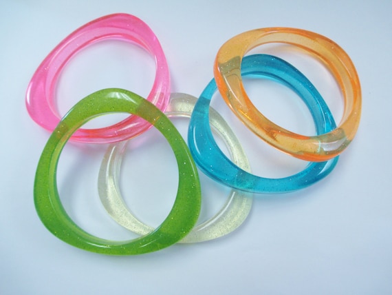 Thin Plastic Bracelets Lot of 5 Plain Turquoise Teal Color Light Plastic  Bangles | eBay