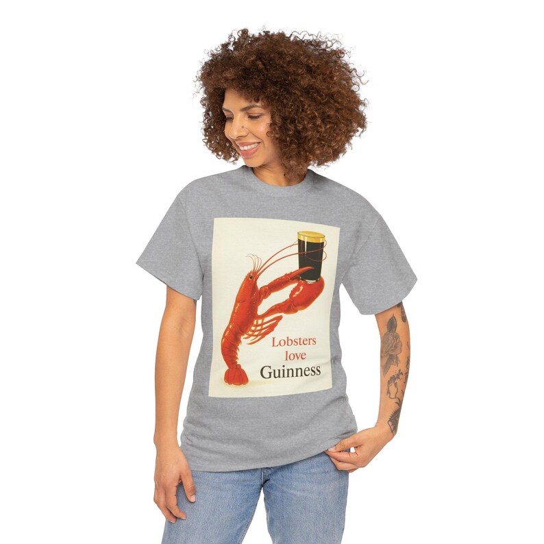Lobsters love Guinness T-Shirt | Retro seafood beer poster tee image 10
