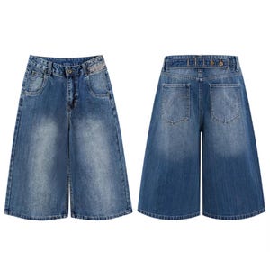 Button Cropped Jeans | Casual Loose Denim Shorts | Daily Wear | Y2K Streetwear Style

Button-adjust waist cropped denim shorts with loose wide leg Y2K streetwear style