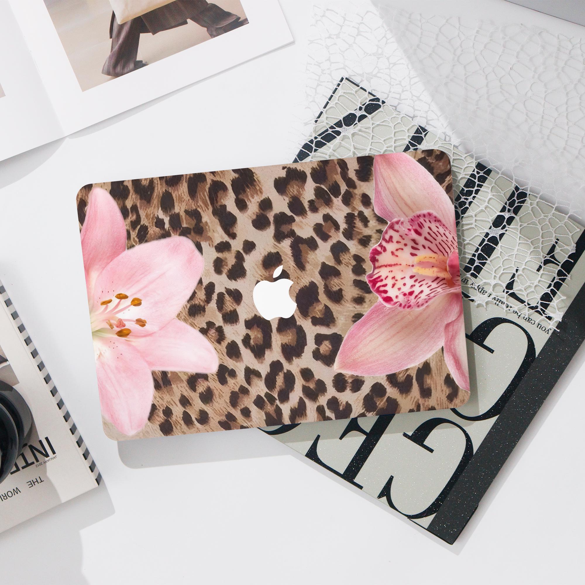 Leopard and Flowers MacBook Pro 13 Inch Case | Hard Laptop Case
