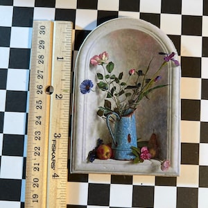 Miniature window