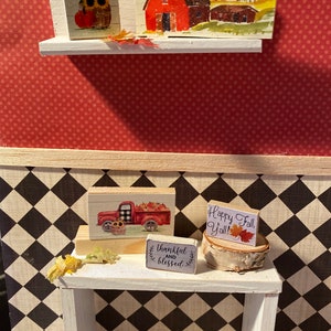 Miniature Fall decorations
