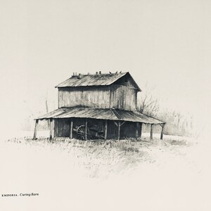 Herbert Shuptrine, Curing Barn, Buchseite Druck zum Einrahmen, 15,75 x 12,5 in, 1975