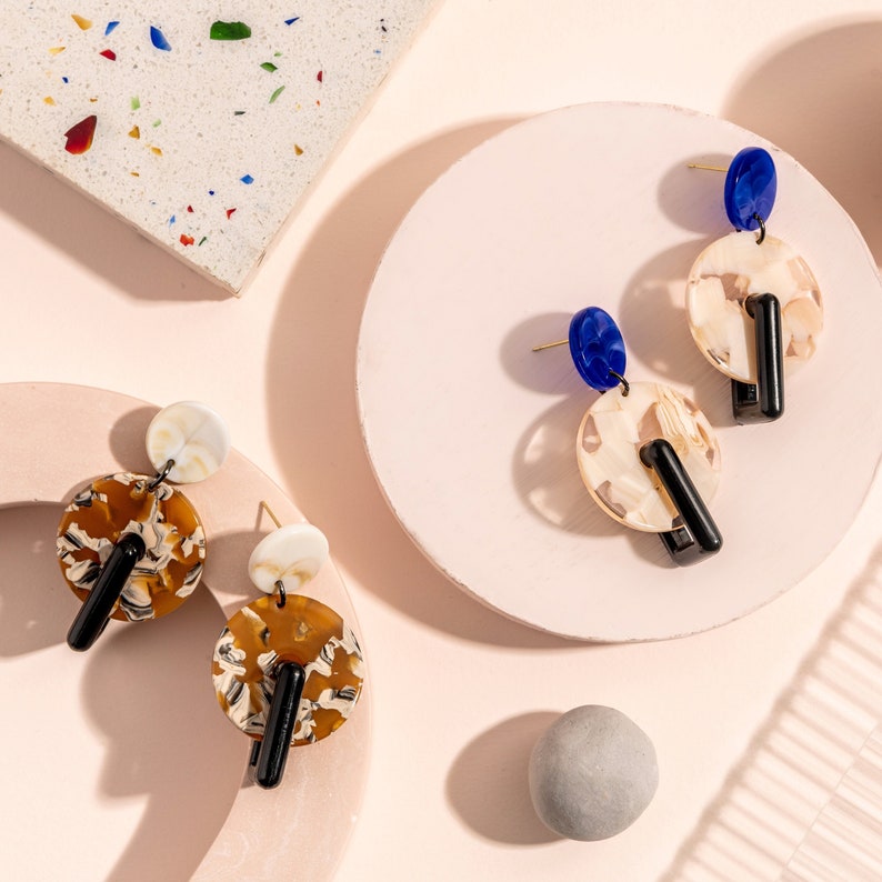 MARMO Statement resin earrings with marbled circle and rectangle link in white / mustard or blue / ivory with gold plated ear posts image 2