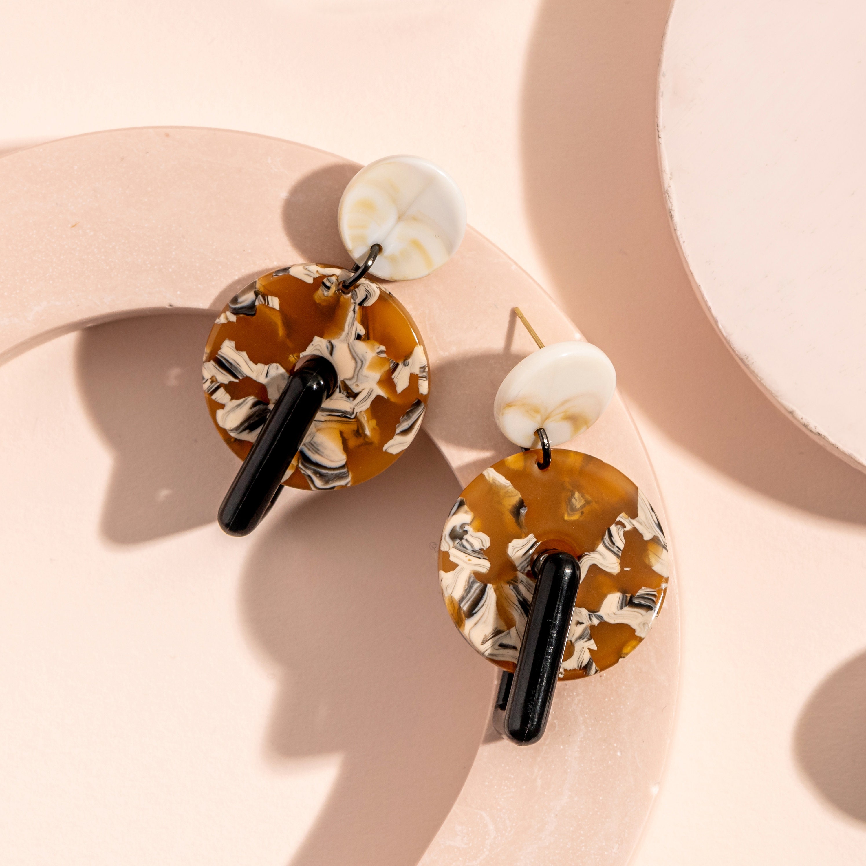 【HYERES LOR】25SS★ Subni (W) Marcel Earring Mini Baroque Pearl Earrings – La Garçonne