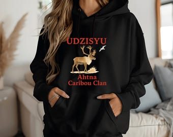 Camisa del clan Caribou Ahtna Udzisyu / Sudadera con herencia atabascana nativa de Alaska / Colores cómodos, cuello redondo o pulóver, nativo americano