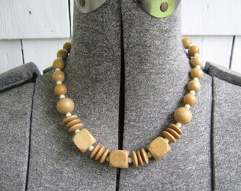 Vintage Necklace Boho Choker Wood Bead
