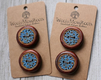 Sets of 2 Hand-painted Wooden Flower Buttons