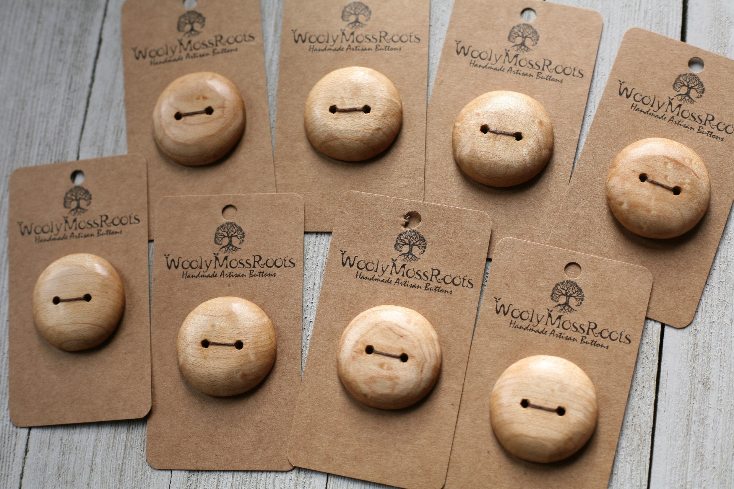 Wooden Buttons for Crafts, Handmade Buttons, 1.25 buttons, 2 Hole Maple  Wooden Buttons, Handcrafted Maple Wood Buttons by Mis 2 Manos