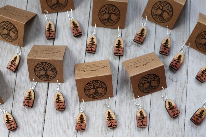 Forest Love Earrings : Red Cedar Wood Aromatherapy Earrings image 3