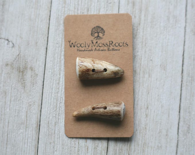 2 Toggle Buttons in Shed Deer Antler {Button Mix}