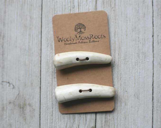 2 Toggle Buttons in Shed Deer Antler