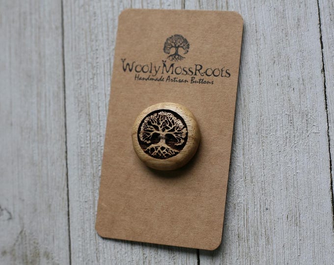 Tree Button in Oregon Myrtlewood {1"}