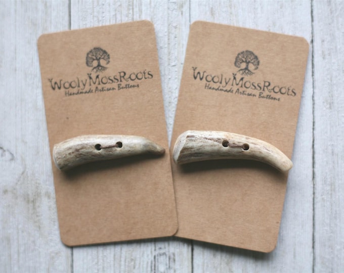 2 Toggle Buttons in Shed Deer Antler