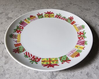 Vintage Goodies Cake Plate, Christmas Dessert Plate by The Toscany Collection, Japan, 7 1/2" Diameter