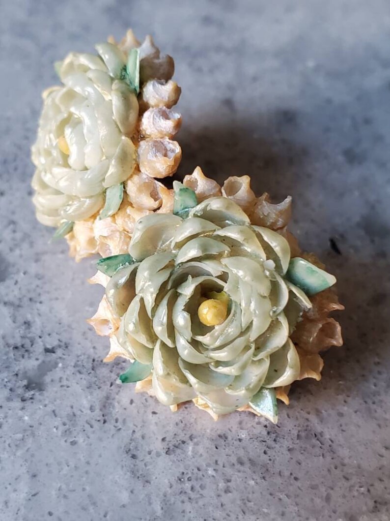 Vintage Pale Blue Shell Floral Screw Back Earrings